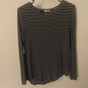 Black and white striped lo no sleeve